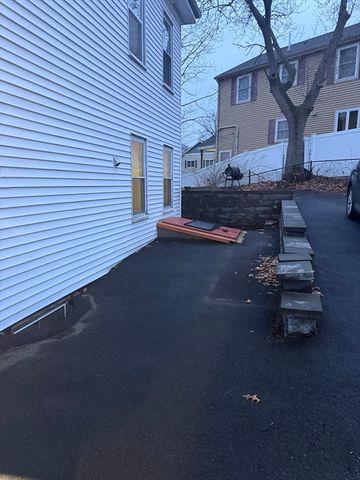 23 Echo Grove 3, Lynn, MA 01905