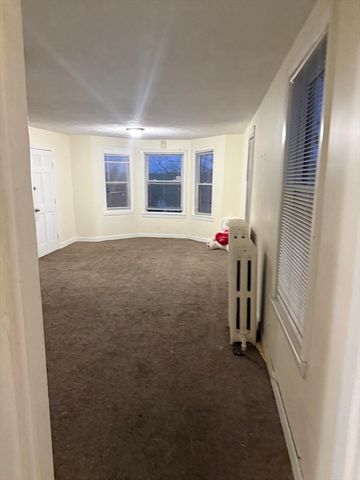 23 Echo Grove 3, Lynn, MA 01905