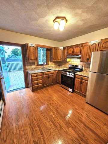 57 Lawrence 2, Waltham, MA 02451