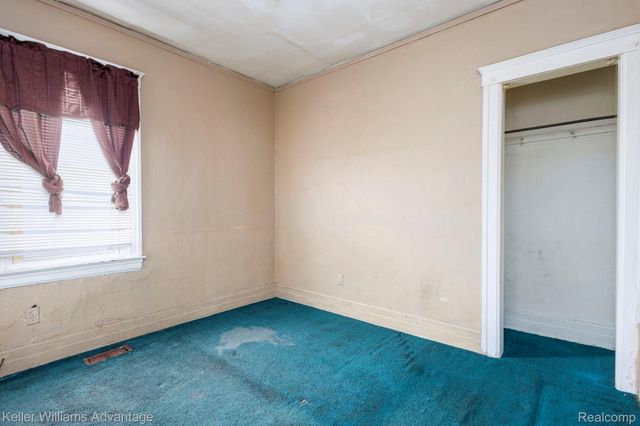 11727 Dyar Street, Hamtramck, MI 48212