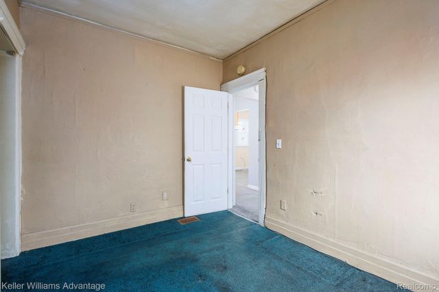 11727 Dyar Street, Hamtramck, MI 48212