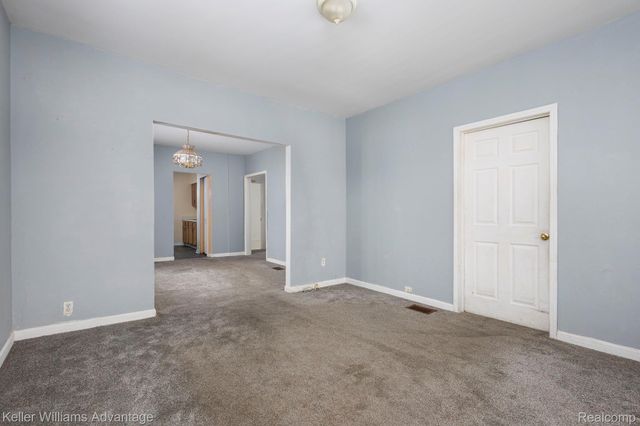 11727 Dyar Street, Hamtramck, MI 48212