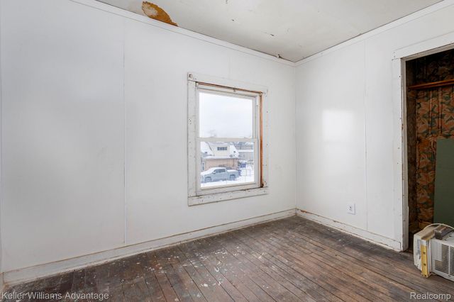 11727 Dyar Street, Hamtramck, MI 48212