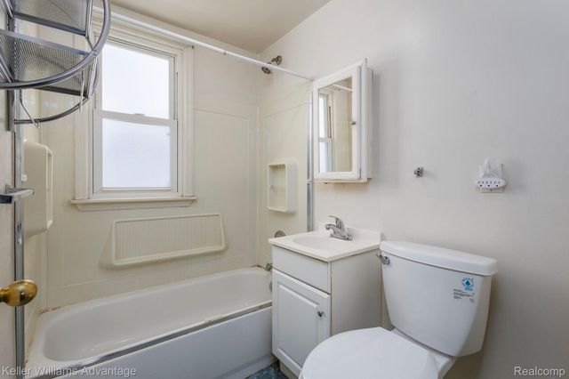 11727 Dyar Street, Hamtramck, MI 48212