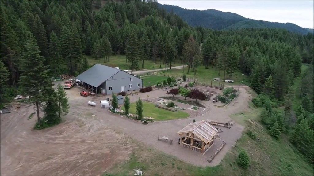 6071 Bead Lake Rd, Newport, WA 99156 photo 1