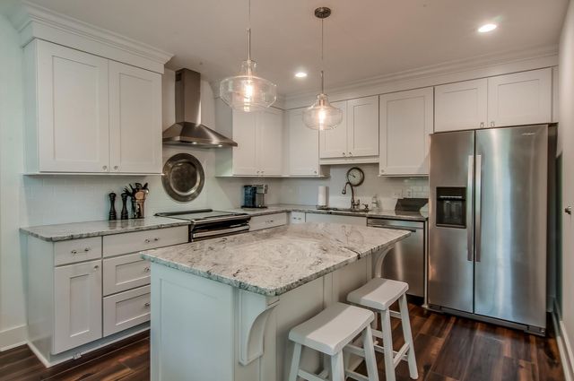 11 Waters Ave, Nashville, TN 37206