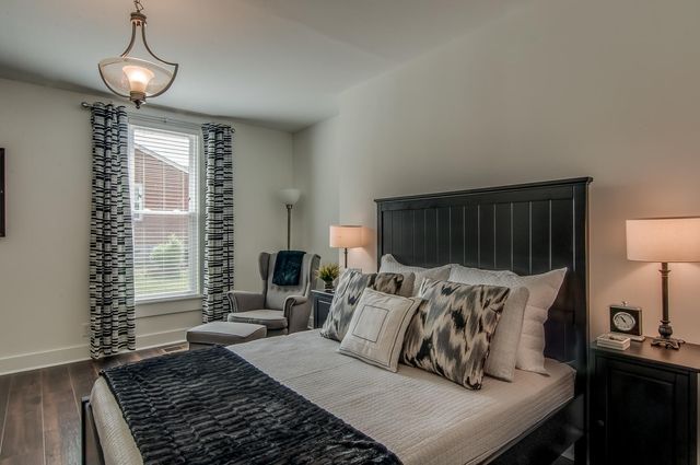 11 Waters Ave, Nashville, TN 37206