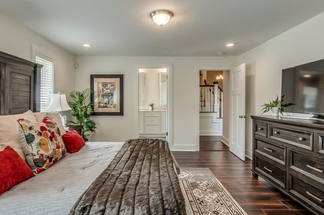 11 Waters Ave, Nashville, TN 37206