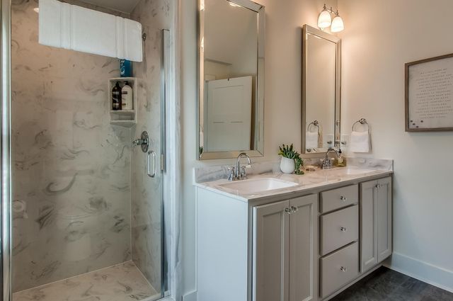 11 Waters Ave, Nashville, TN 37206
