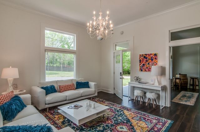 11 Waters Ave, Nashville, TN 37206
