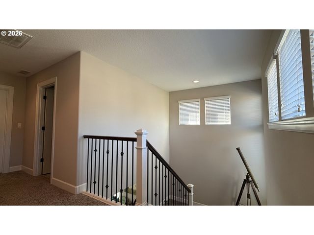 2491 SATTER St, West Linn, OR 97068