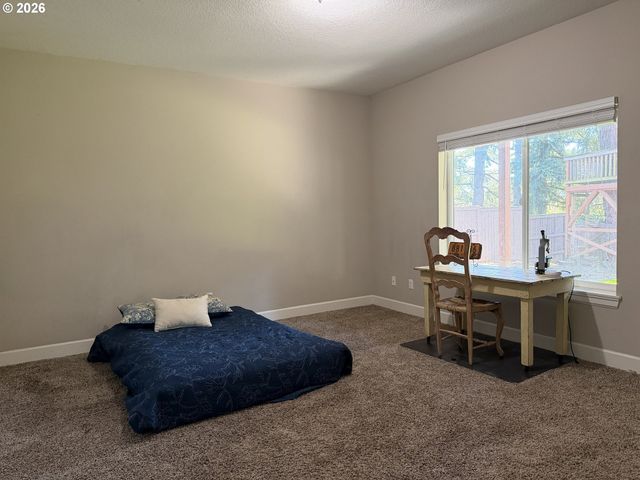 2491 SATTER St, West Linn, OR 97068