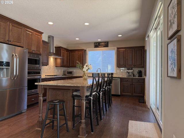 2491 SATTER St, West Linn, OR 97068