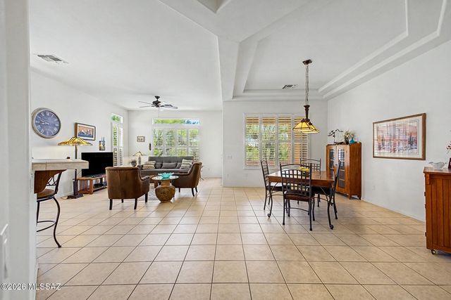 5186 W Desert Song Place, Marana, AZ 85658