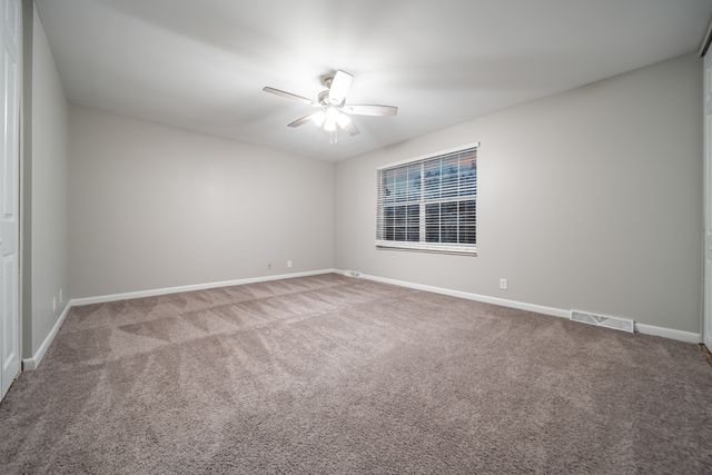 5510 Country Dr Apt 12, Nashville, TN 37211