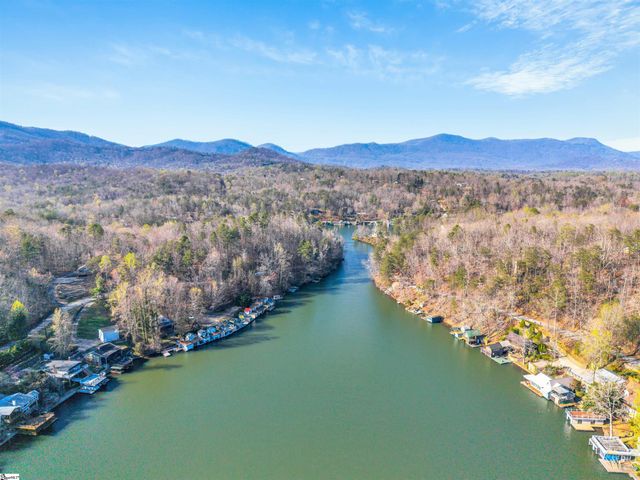 1700 W Lakeshore Drive, Landrum, SC 29356