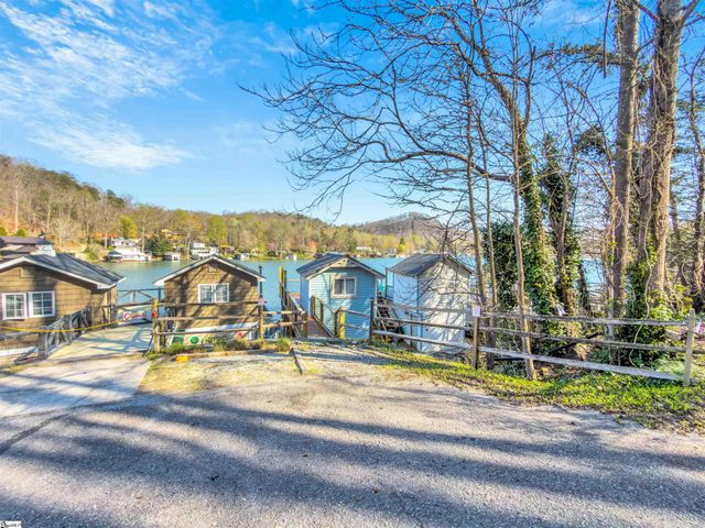 1700 W Lakeshore Drive, Landrum, SC 29356