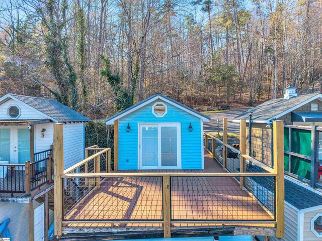 1700 W Lakeshore Drive, Landrum, SC 29356