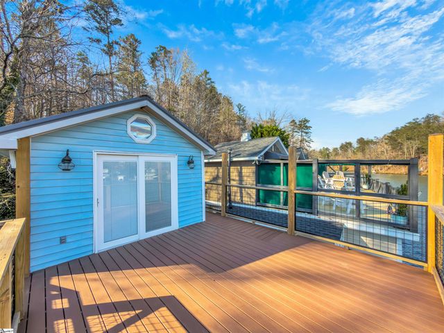 1700 W Lakeshore Drive, Landrum, SC 29356