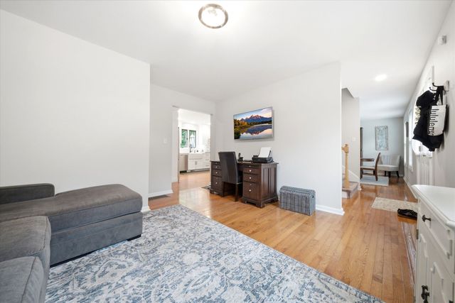 69 Mallard Point Road, Merrimack, NH 03054