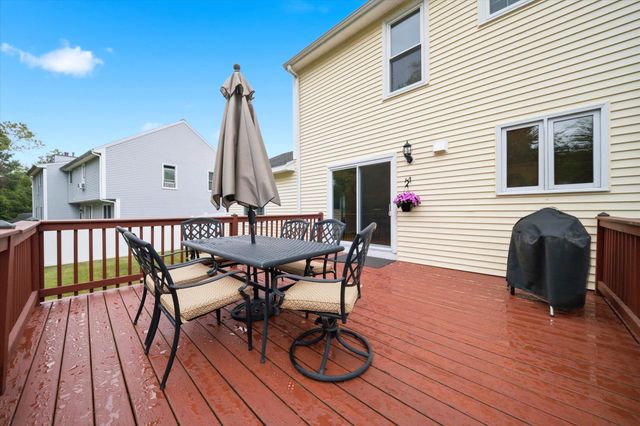 69 Mallard Point Road, Merrimack, NH 03054