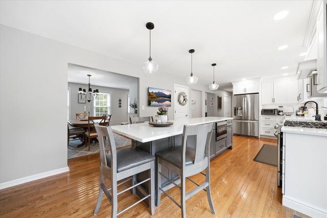 69 Mallard Point Road, Merrimack, NH 03054