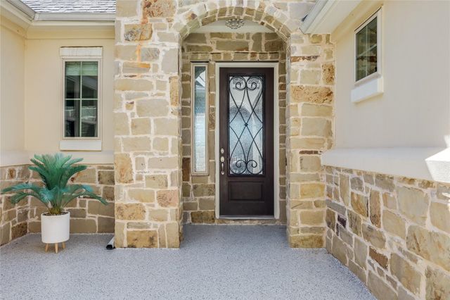 7430 Pace Ravine DR, Lago Vista, TX 78645