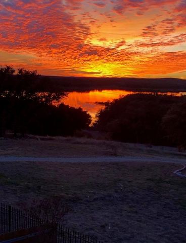 7430 Pace Ravine DR, Lago Vista, TX 78645