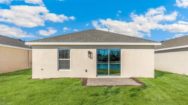 8011 CEDAR KEY WAY, Lehigh Acres, FL 33905