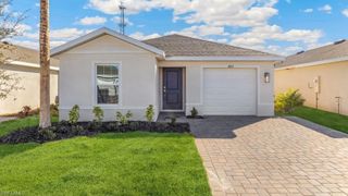8011 CEDAR KEY WAY, Lehigh Acres, FL 33905