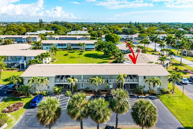 315 CIRCLE Drive S 201, Boynton Beach, FL 33435