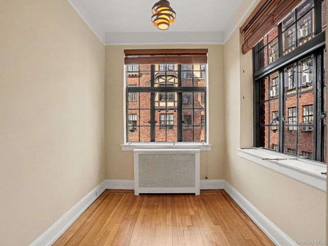 2 Westchester Avenue 4J, White Plains, NY 10601