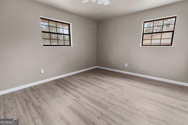 545 S 5th Street, Jesup, GA 31545