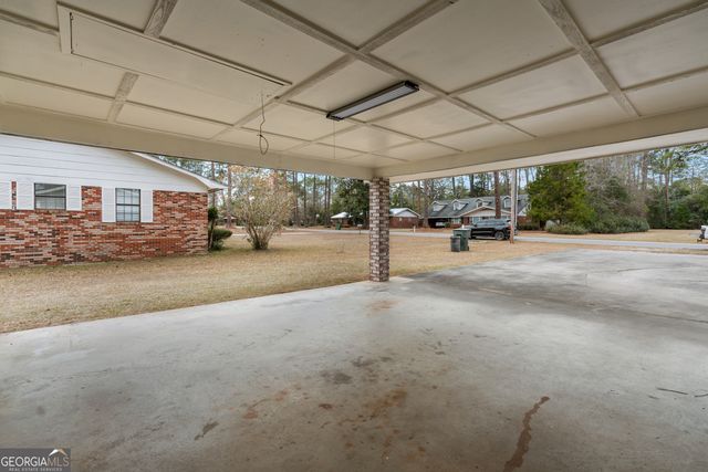545 S 5th Street, Jesup, GA 31545