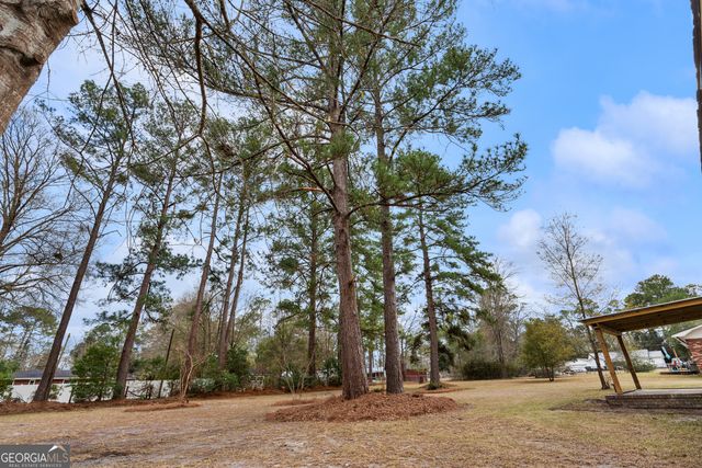 545 S 5th Street, Jesup, GA 31545