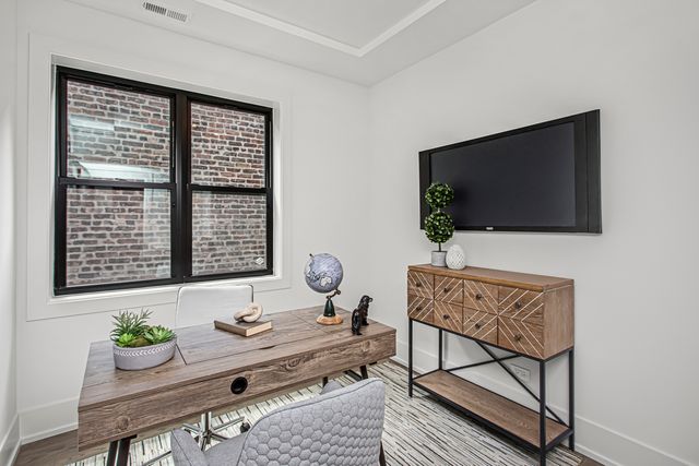 6526 S Ingleside Avenue 2N, Chicago, IL 60637