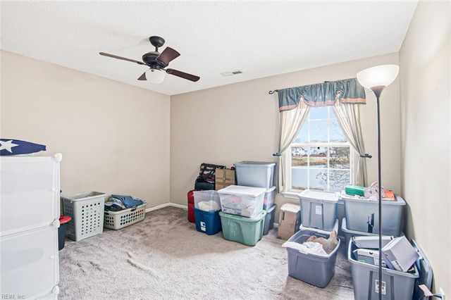 945 Foxboro DR, Newport News, VA 23602