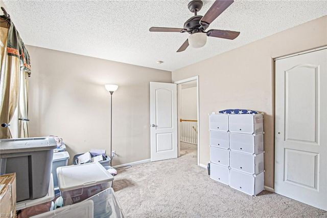 945 Foxboro DR, Newport News, VA 23602