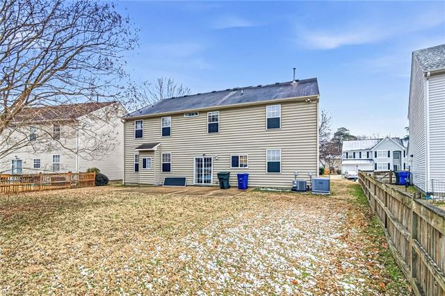 945 Foxboro DR, Newport News, VA 23602