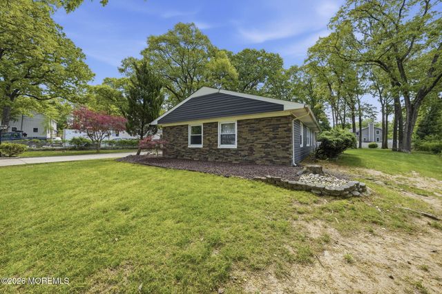 234 Lloyd Road, Aberdeen, NJ 07747