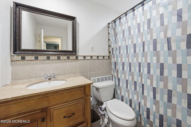 234 Lloyd Road, Aberdeen, NJ 07747