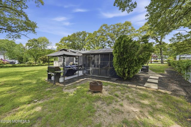 234 Lloyd Road, Aberdeen, NJ 07747
