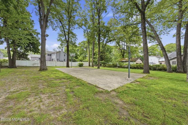 234 Lloyd Road, Aberdeen, NJ 07747