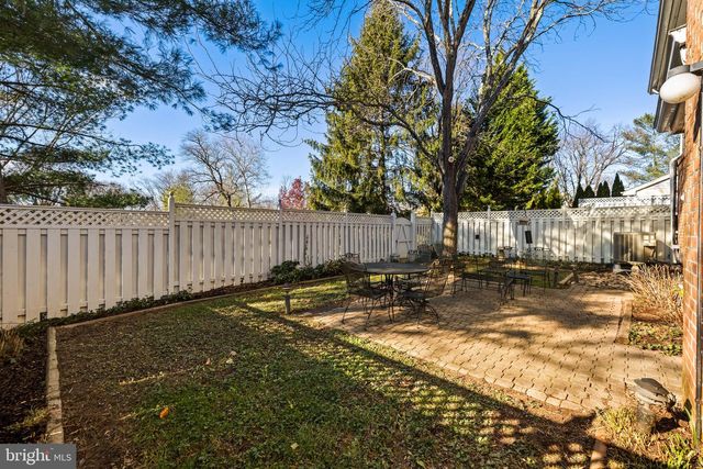 4 NEARFIELD RD, Lutherville Timonium, MD 21093