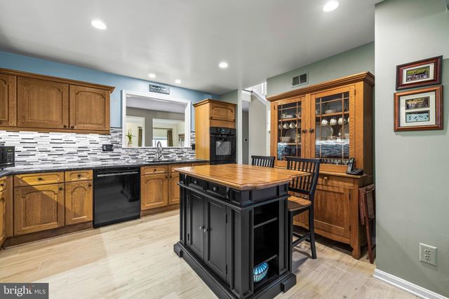 4 NEARFIELD RD, Lutherville Timonium, MD 21093