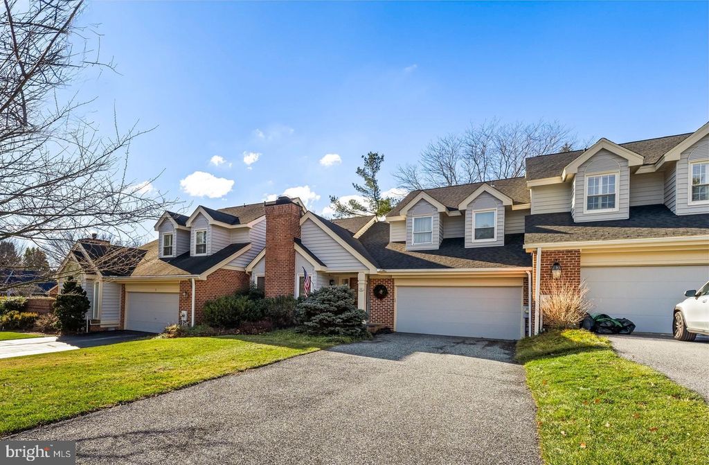 4 NEARFIELD RD, Lutherville Timonium, MD 21093