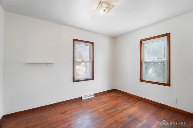 5711 Fairview Drive, Franklin, OH 45005