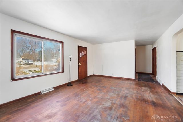 5711 Fairview Drive, Franklin, OH 45005