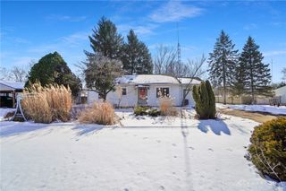 5711 Fairview Drive, Franklin, OH 45005