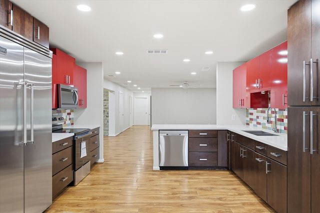 604 Donna Lane, Bedford, TX 76022